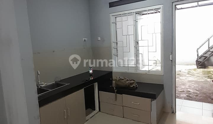 Rumah S H M Siap Huni Dekat Sekolah Penabur Jl. Sudirman Bandung.