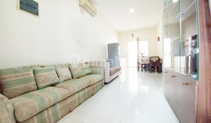 Very Well-Maintained 6x15 House in Puri Mansion Cluster Edinburgh