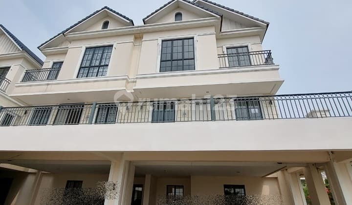 Rumah 3 Lantai di Cluster Scarlet 2 Lavon 2 Cikupa Nego
