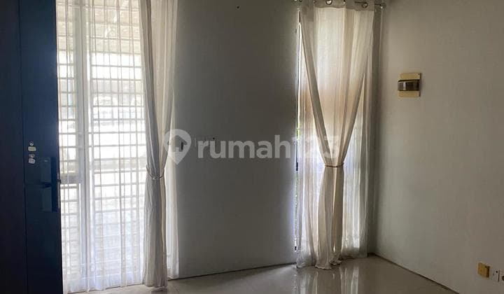 Rumah di Cluster Brio Citra Garden Puri Jakarta Barat Strategis