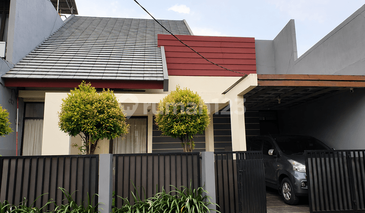 Rumah Cantik Siap Huni di Swadarma Ulujami - Lokasi Strategis Dekat Tol & Bintaro