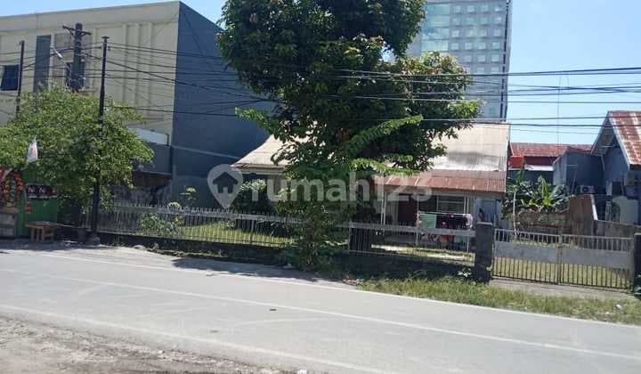 Rumah Tua di Jl Bonto Manai (dekat Hotel Grand Malebu), Makassar
