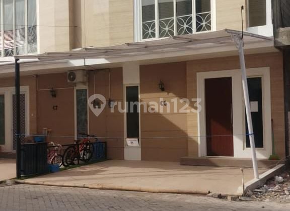 Rumah Baru Murah 2 lantai di Green Leaf, jl Bontolanra, Makassar