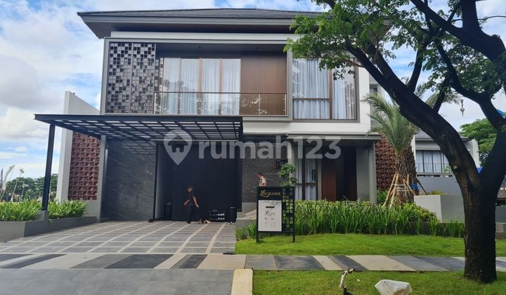 Rumah Mewah 2 lantai di Cluster La Grande, Citraland Celebes