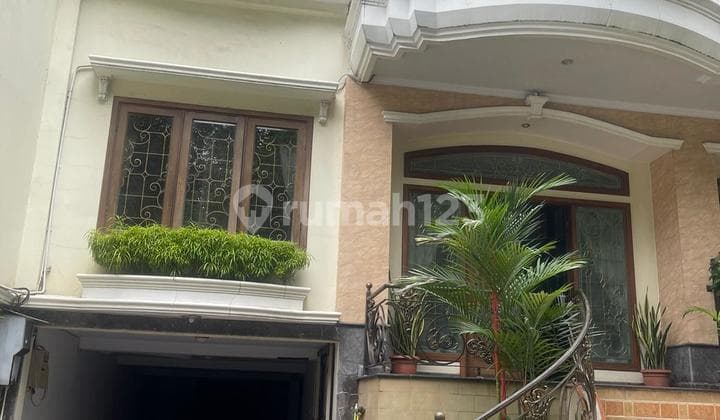 Rumah Mewah Murah Di Jl Sultan Hasanuddin Makassar