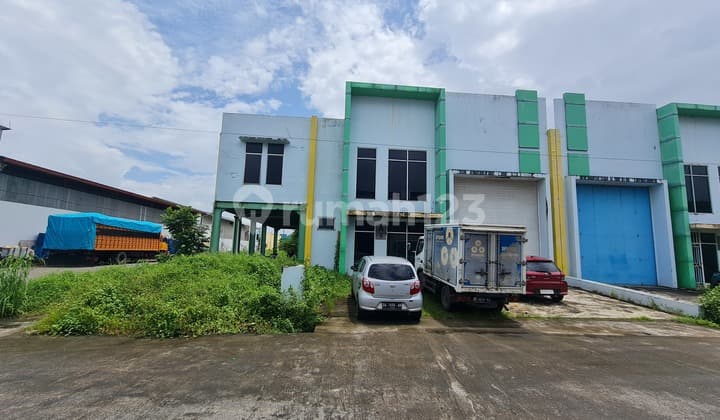 Warehouse For Rent With 2-Storey Office In Natura Warehouse Area