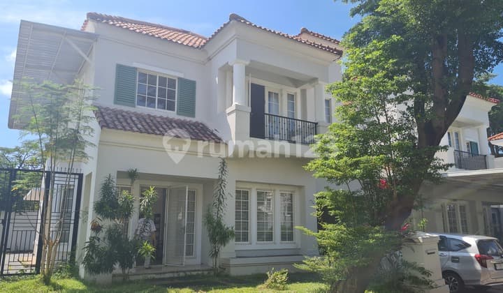 Rent a 2-Story Move-In Ready House In Gold Coast Tanjung Bunga