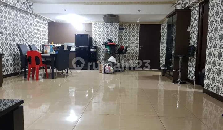 For Sale Royal Apartment Type 90, 17th Floor, Panakkukang.