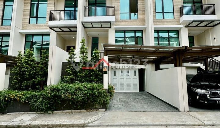 Pondok Indah New House in Town House in Prime Area
