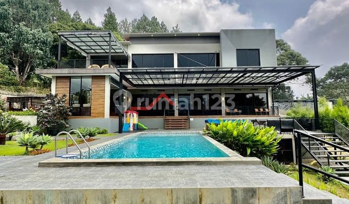 Modern Luxury Private Villa Resort Fully Furnished In Puncak Bogor Cisarua