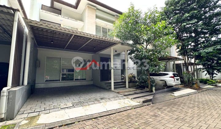 Rumah Bagus Dalam Cluster Eksklusif Dilengkapi Kolam Renang Area Lebak Bulus Jakarta Selatan