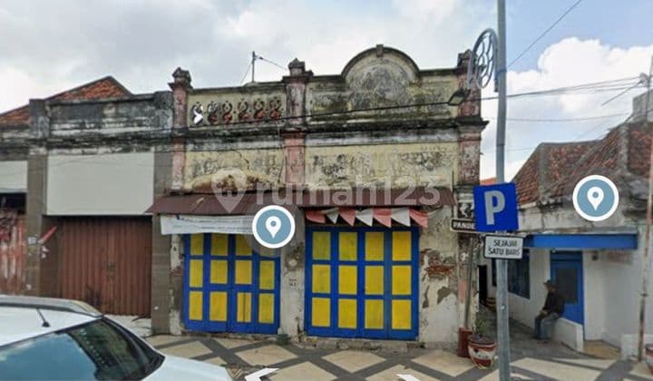 For Sale: Peneleh Raya Heritage Commercial Building, Genteng, Surabaya