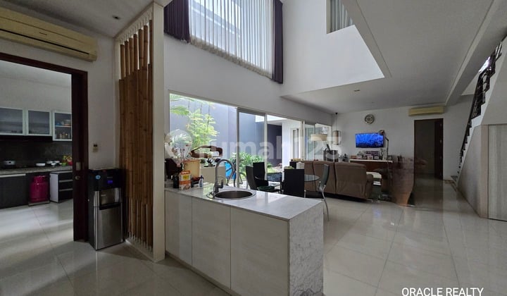 Jual Rumah Tropikal Minimalis Graha Family