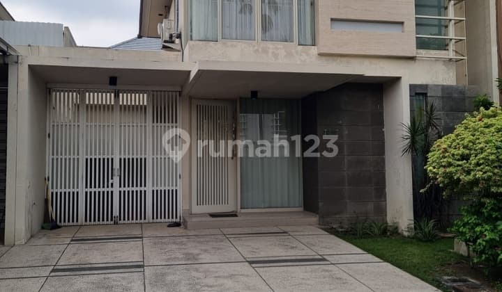 Jual Rumah Full Furnish The Mansion