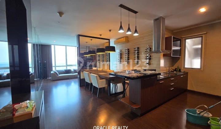 Sewa Apartemen Via Ciputra World, Mayjen Sungkono