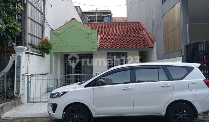 Dekat Akses Tol, Rumah, SHM, Dekat Pusat Perbelanjaan