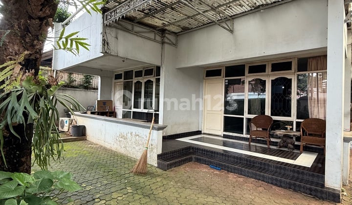 Rumah Butuh Minim Renovasi SHM di Jl. Panglima Polim Raya no. 138, Melawai, Kebayoran Baru, Kota Jakarta Selatan, DKI Jakarta, Indonesia, Panglima Polim