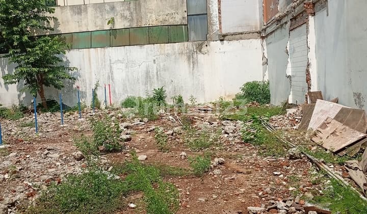 Rumah Lama Hitung Tanah Cilandak Lt, 132 m2 ,( 8m x 16,5 m) 19 jt/m2