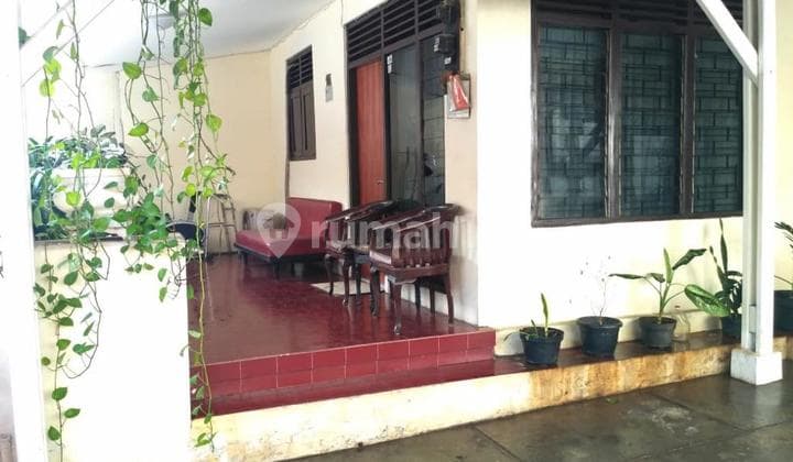 Rumah Bendungan Hilir , dekat ke Jl.Gatot Subroto Lt. 195m/Lb.170 m, 5,9 M