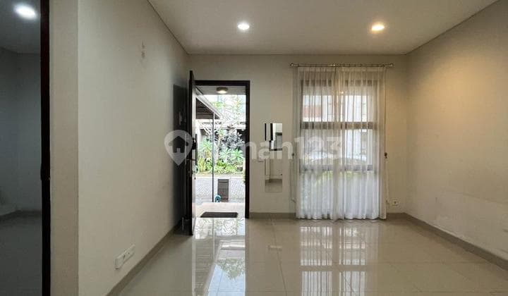 Beautiful House in BSD City - Vanya Park Cluster Askara House, Fully Equipped & Ready to Occupy