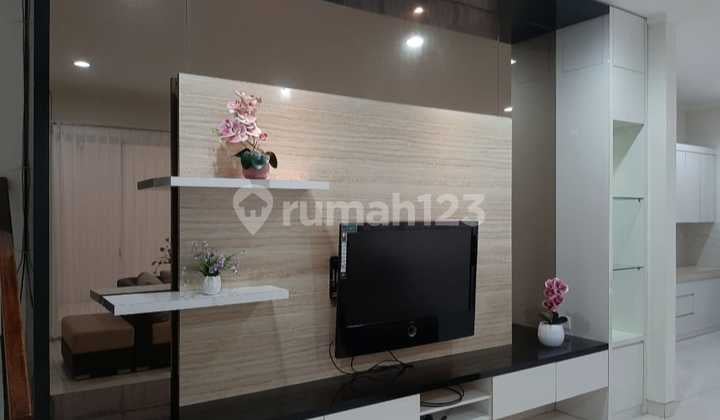 Disewakan Rumah Rapih Furnish 4+1 di Cajuputy De Park Bsd City