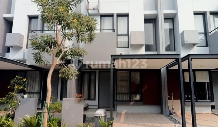Disewakan Rumah Rapi, Full Furnish, di Invensihaus, Tabebuya BSD City