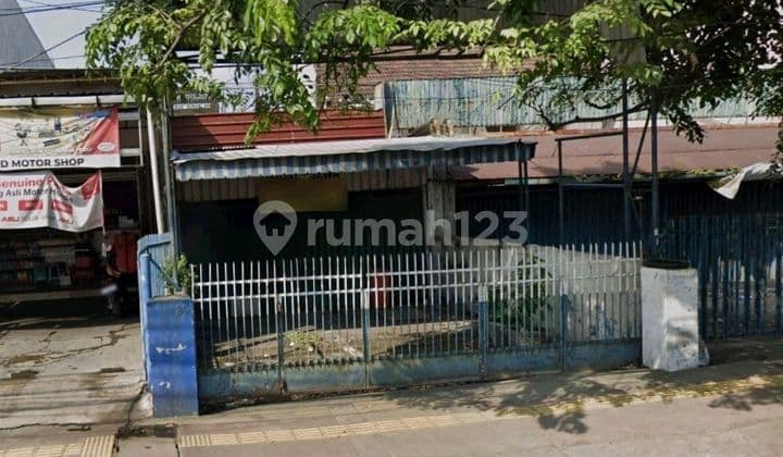 Shop House on Enggano Street