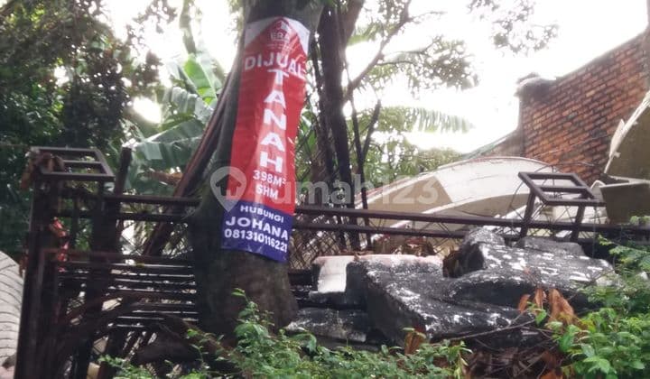 Tanah darat siap bangun lingkungan tenang, strategis Lokasi masjid Jami NURUL IMAN,
Masuk samping Masjid, jln. Manggis III.
-+ 60M ke lokasi