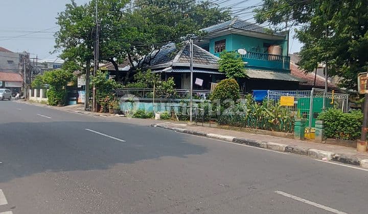 Duren Sawit Jalan Raya Taman Malaka Selatan Raya..dekat Kampus Dharma Persada Sertifikat Hak Milik....harga Nego....cocok Untuk Apotik/Usaha/Kantor