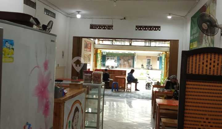 Ruko, di Harapan Indah
