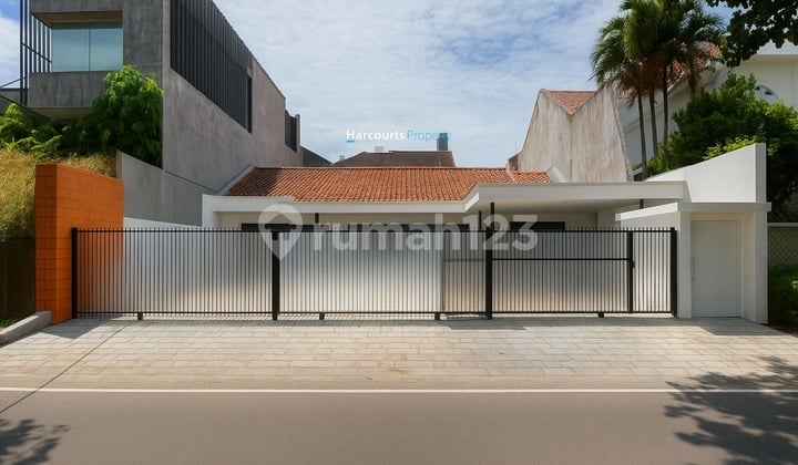 House Suitable for Silent Office in Kebayoran Baru
