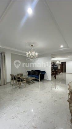 Luxury House in Pondok Indah Strategic Location