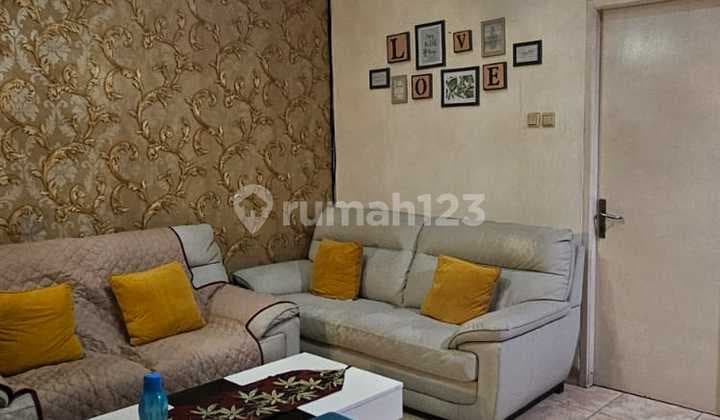 Rumah Cantik Di Graha Cinere Komplek Dekat Toll.