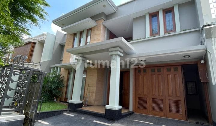 Jual Murah Rumah 2 Lantai Bagus Modern di Pondok Indah
