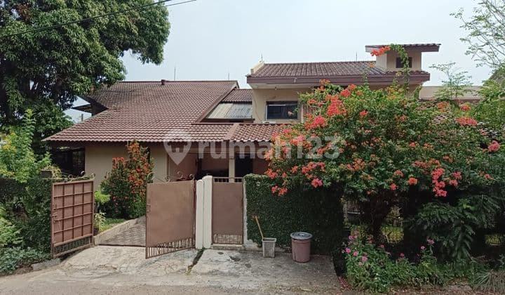 Rumah Luas dalam Komplek Akses dekat Tol Brigif