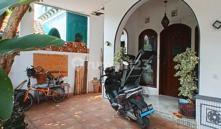 Rumah 2 Lantai Siap Huni Dalam Komplek Dekat Cinere Mal