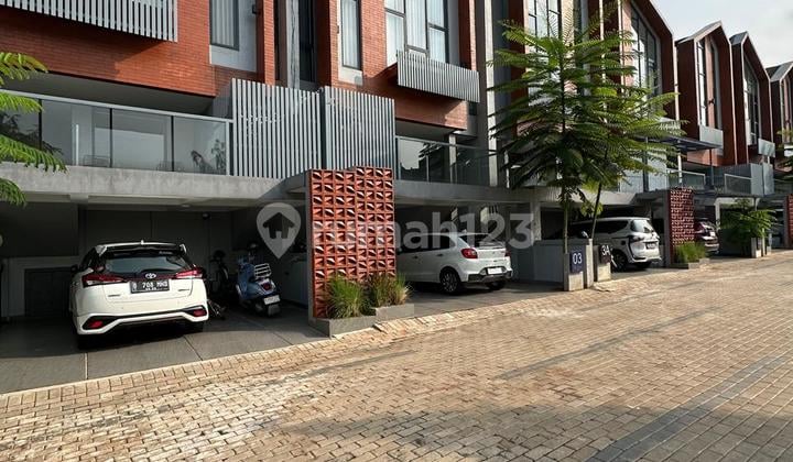 Rumah Baru Industrial Modern Dalam Cluster Akses Dekat Tol Brigif