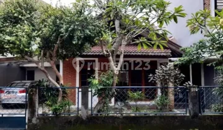 Rumah Sewa dan Jual Dalam Komplek Besar Fasilitas Lengkap Lebak Bulus