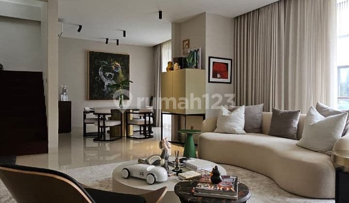 Rumah Bagus Full Furnished Lokasi Dekat MRT Lebak Bulus