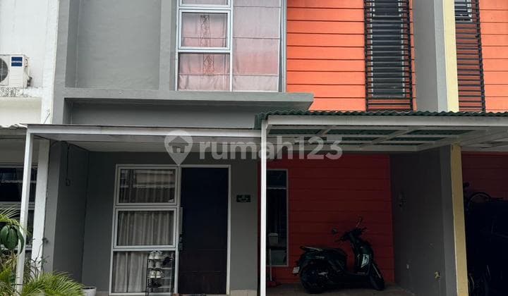 Rumah Sewa Semi Furnish Bagus Dalam Cluster Dekat Tol