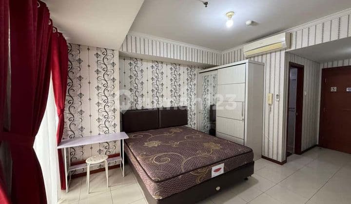 For Rent - Studio Apartemen Royal Medit Siap Huni Di Lantai Rendah
