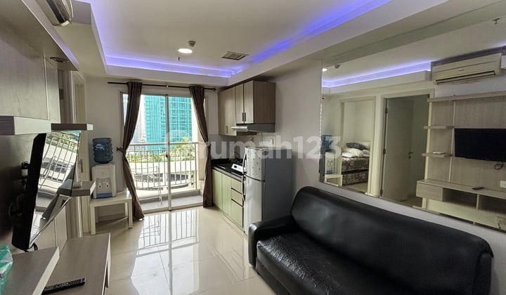 For Rent 2 BR Fully Furnished - 41.30 M² Madison Park, Tanjung Duren