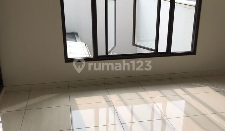 Jual Rumah Baru Dalam Komplek One Gate Gunung Batu