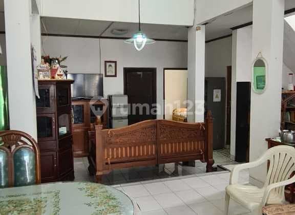 Di Jual Terawat di Pusat Kota Bandung Cocok Untuk Hunian Atau Guesthouse