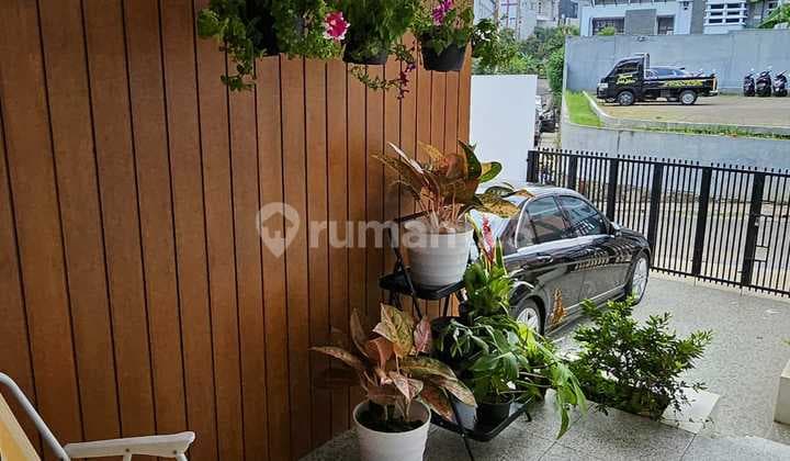 Dijual Rumah Asri Dan Nyaman 2 Lantai Di Surya Sumantri