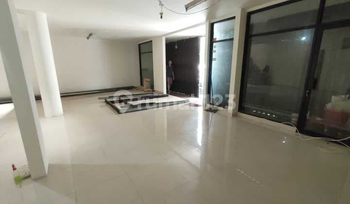 Disewakan Ruko Strategis Di Mainroad Moch. Ramdan