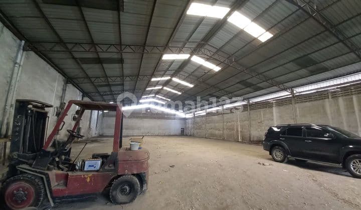 Disewakan Gudang Narogong Bekasi, Lokasi Bagus Dan Strategis, Akses Mudah, Bisa Container, Akses Tol