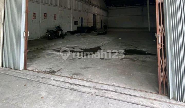Disewakan Gudang Di Ciracas, Jakarta-timur, Lokasi Bagus Dan Strategis, Akses Mudah, Bisa Container, Akses Tol Kp.rambutan Dan Akses Tol Cimanggis Depok