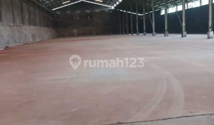 Warehouse For Rent In Citeureup, Bogor, West Java, Good And Strategic Location