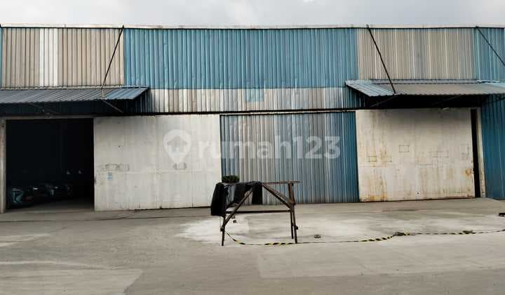 Warehouse for Rent in Ciracas, East Jakarta